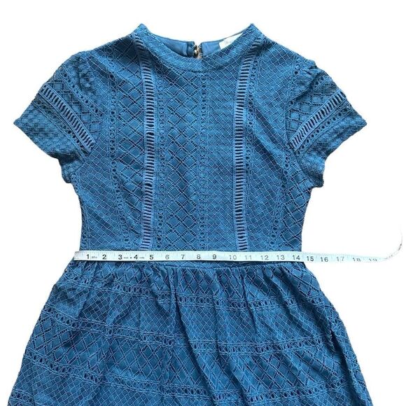 Francesca’s Teal Lace Dress SMALL - Picture 11 of 15